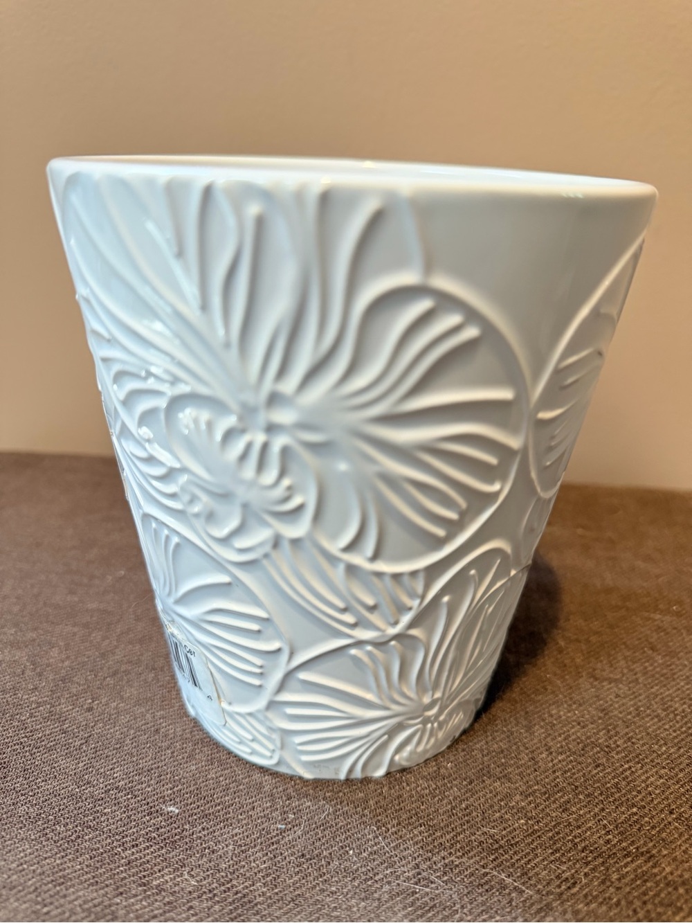 Ceramic Floral Relief Planter - White